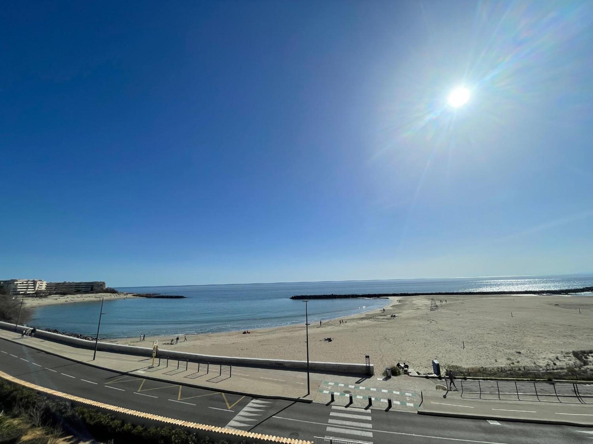 Appartement 2 Pieces Avec Terrasse 25M² Et Parking A 50M De La Plage - Fr-1-338-114 塞特港 外观 照片